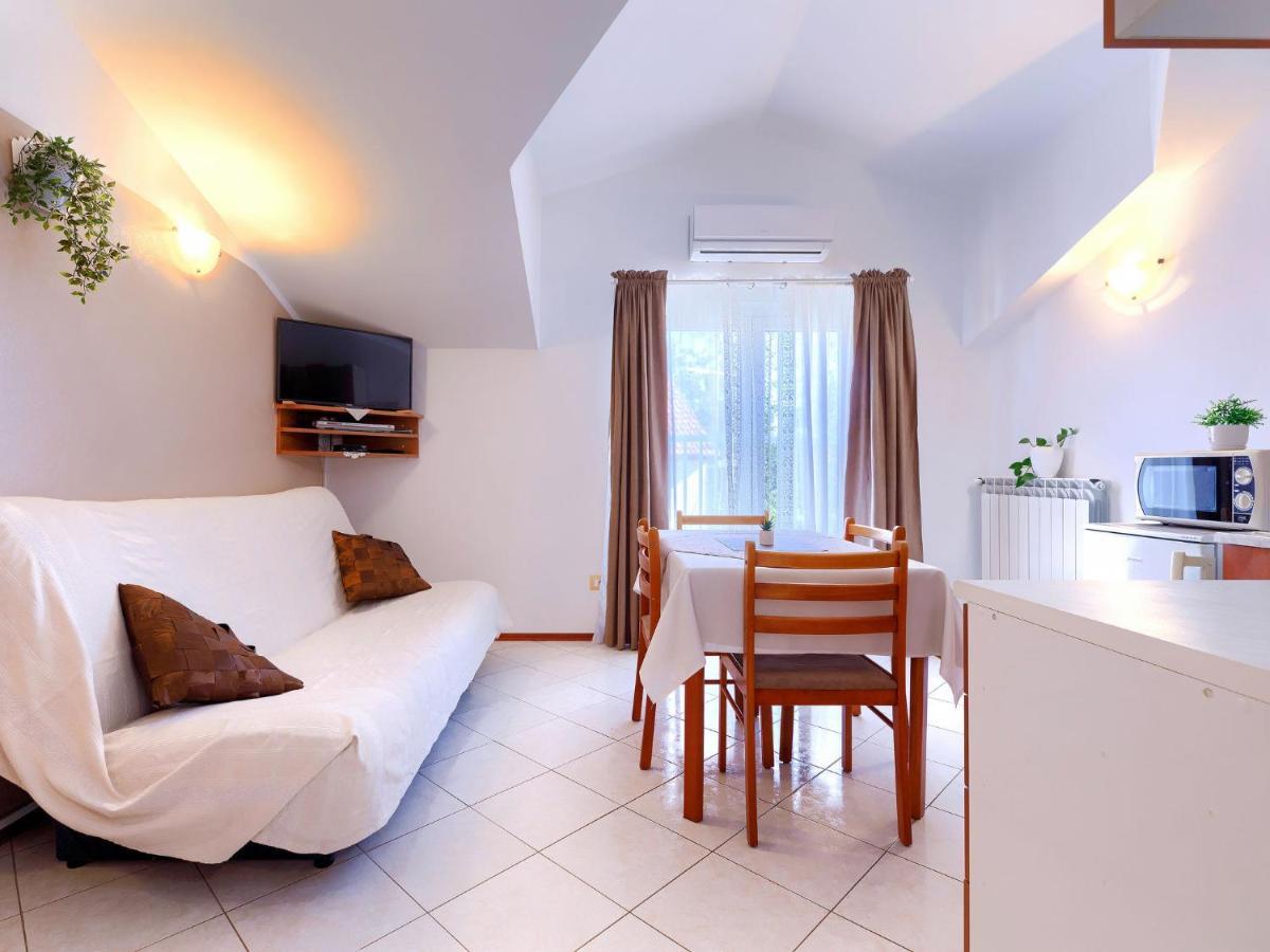 אומאג Apartment Bruno-1 By Interhome מראה חיצוני תמונה