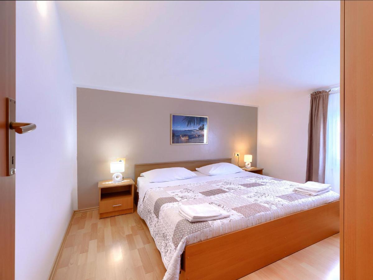 אומאג Apartment Bruno-1 By Interhome מראה חיצוני תמונה