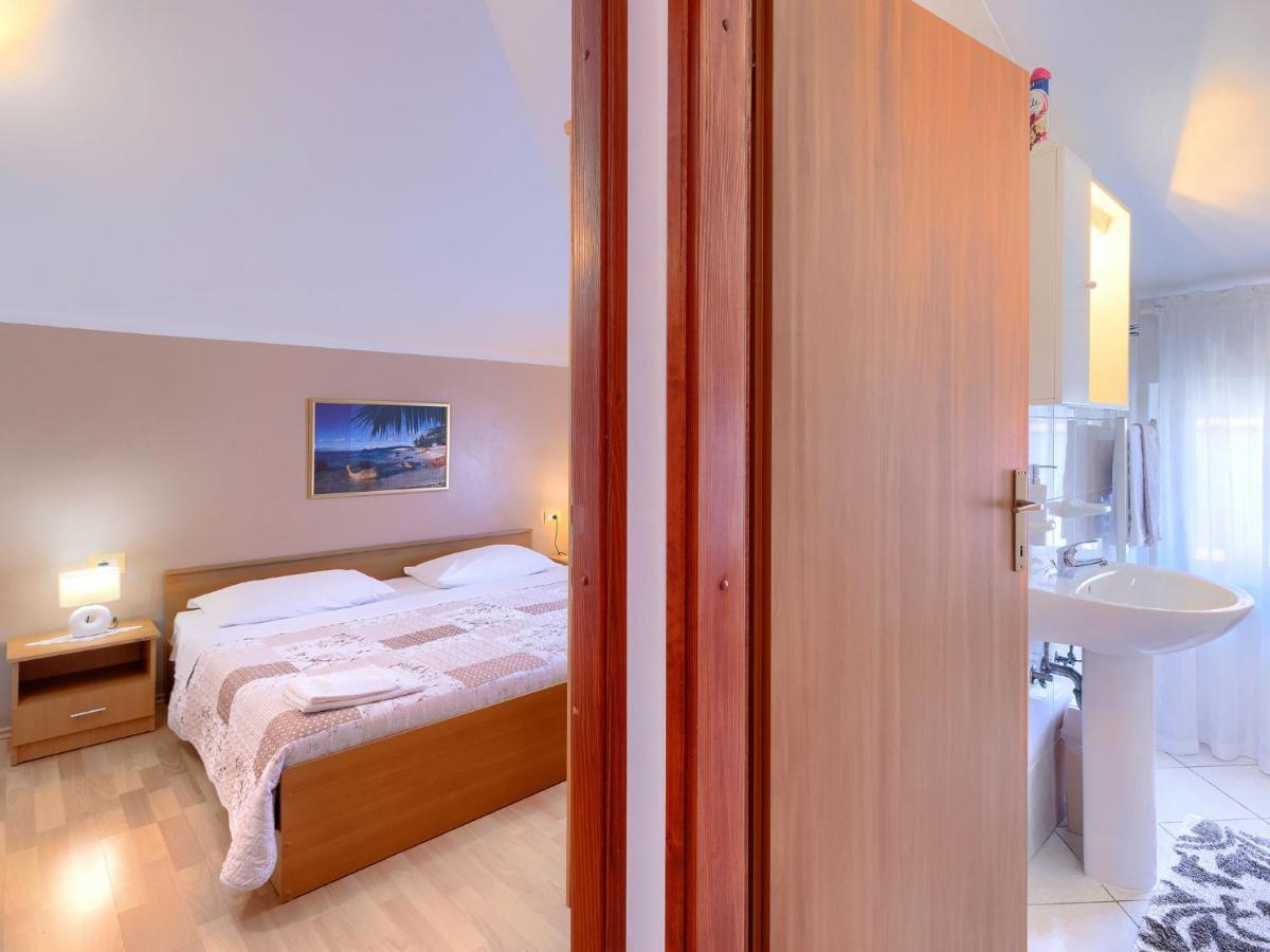 אומאג Apartment Bruno-1 By Interhome מראה חיצוני תמונה